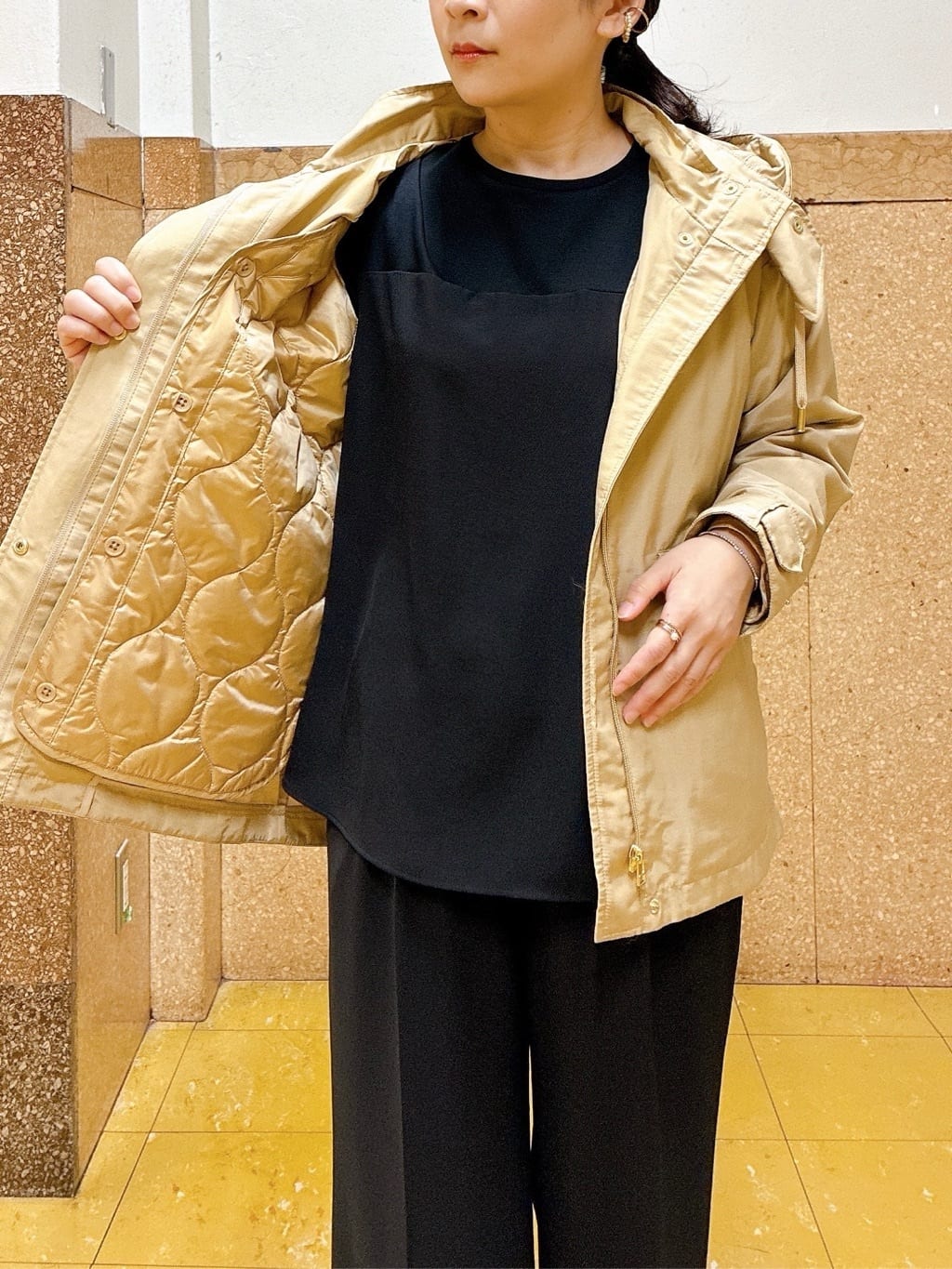 hattoriさんの「INDIVI｜【着心地◎！】タックワイドパンツ」を使ったコーディネート