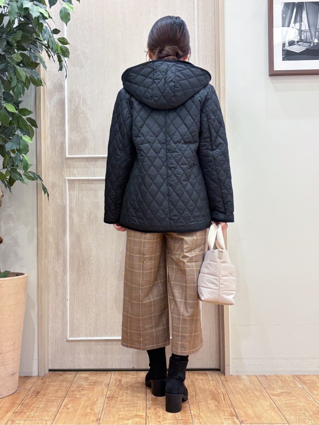 なみさんの「SHOO･LA･RUE｜【洗濯機可/S-LL】きちんと見えする あったか裏起毛ガウチョパンツ」を使ったコーディネート