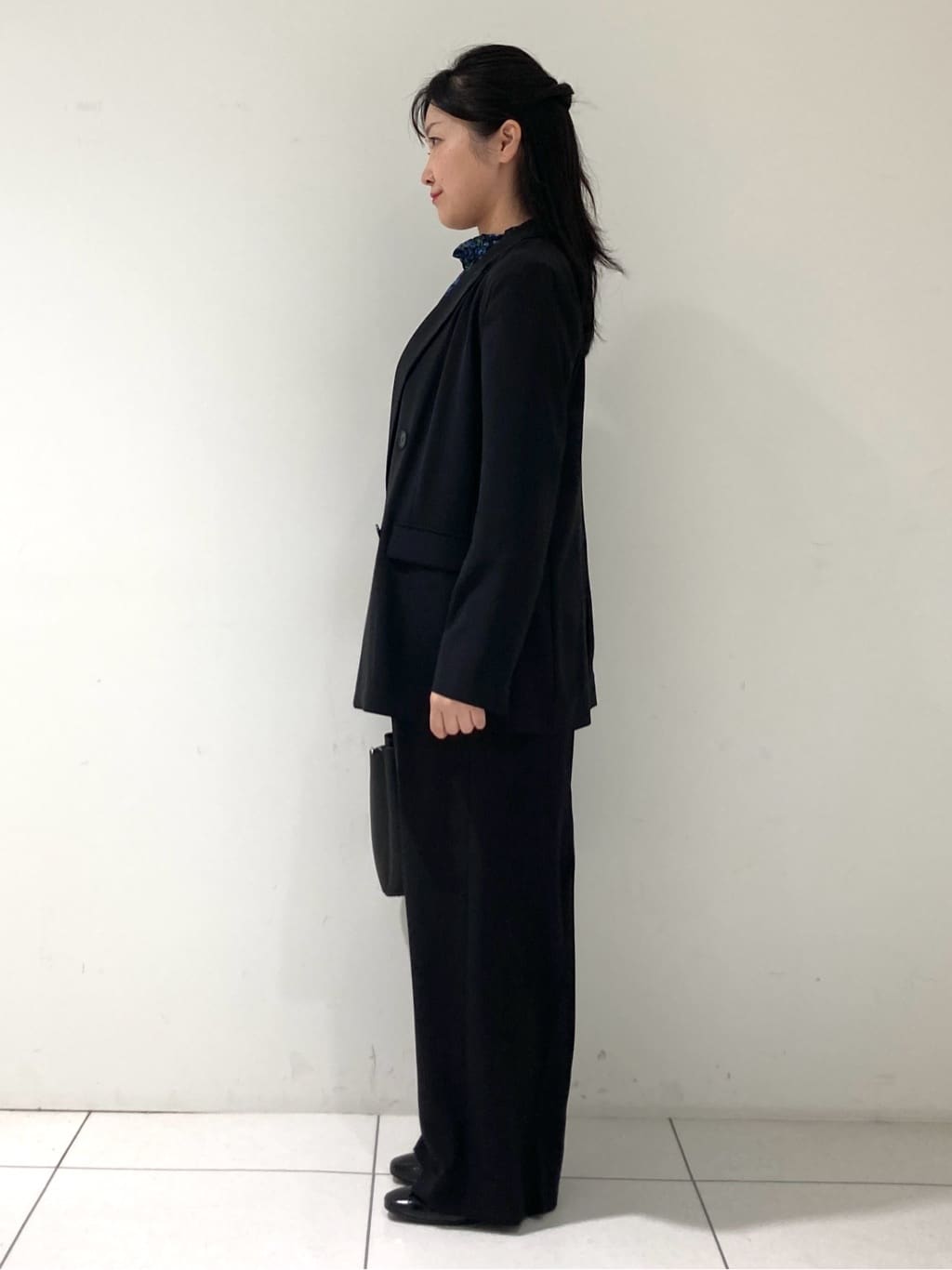 momokoさんの「INDIVI｜【軽く羽織れる！】ダブルジャケット」を使ったコーディネート
