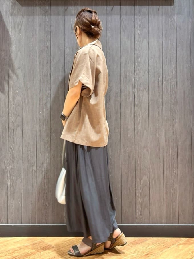 meiさんの「SHOO･LA･RUE｜【S-LL】さらりと着たい大人のための 麻調半袖ジャケット」を使ったコーディネート