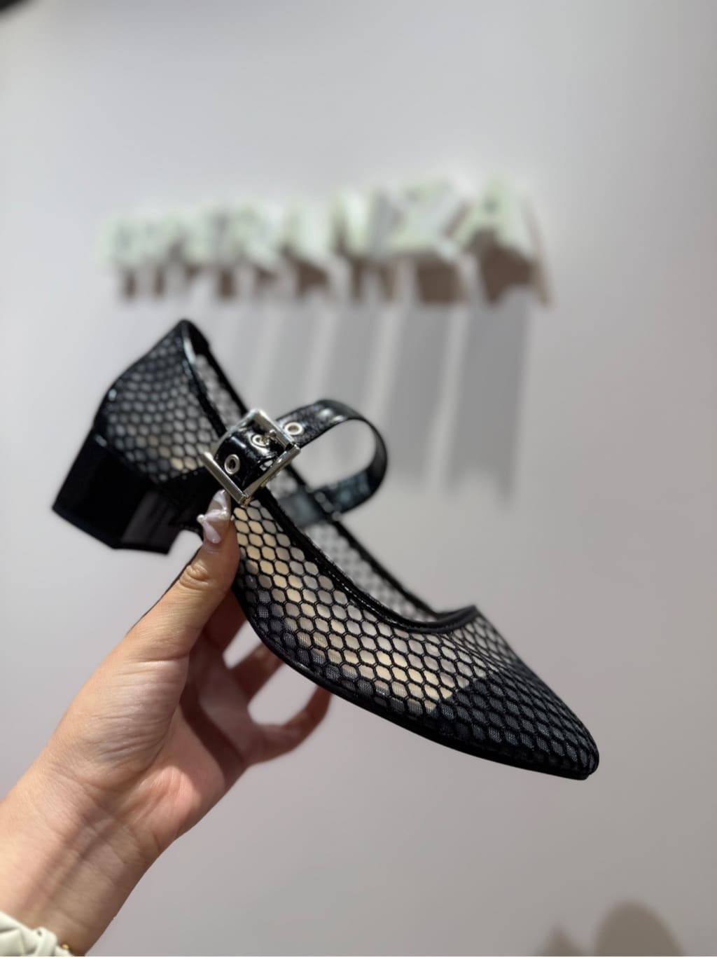 neinaさんの「ESPERANZA｜メッシュフラットパンプス」を使ったコーディネート