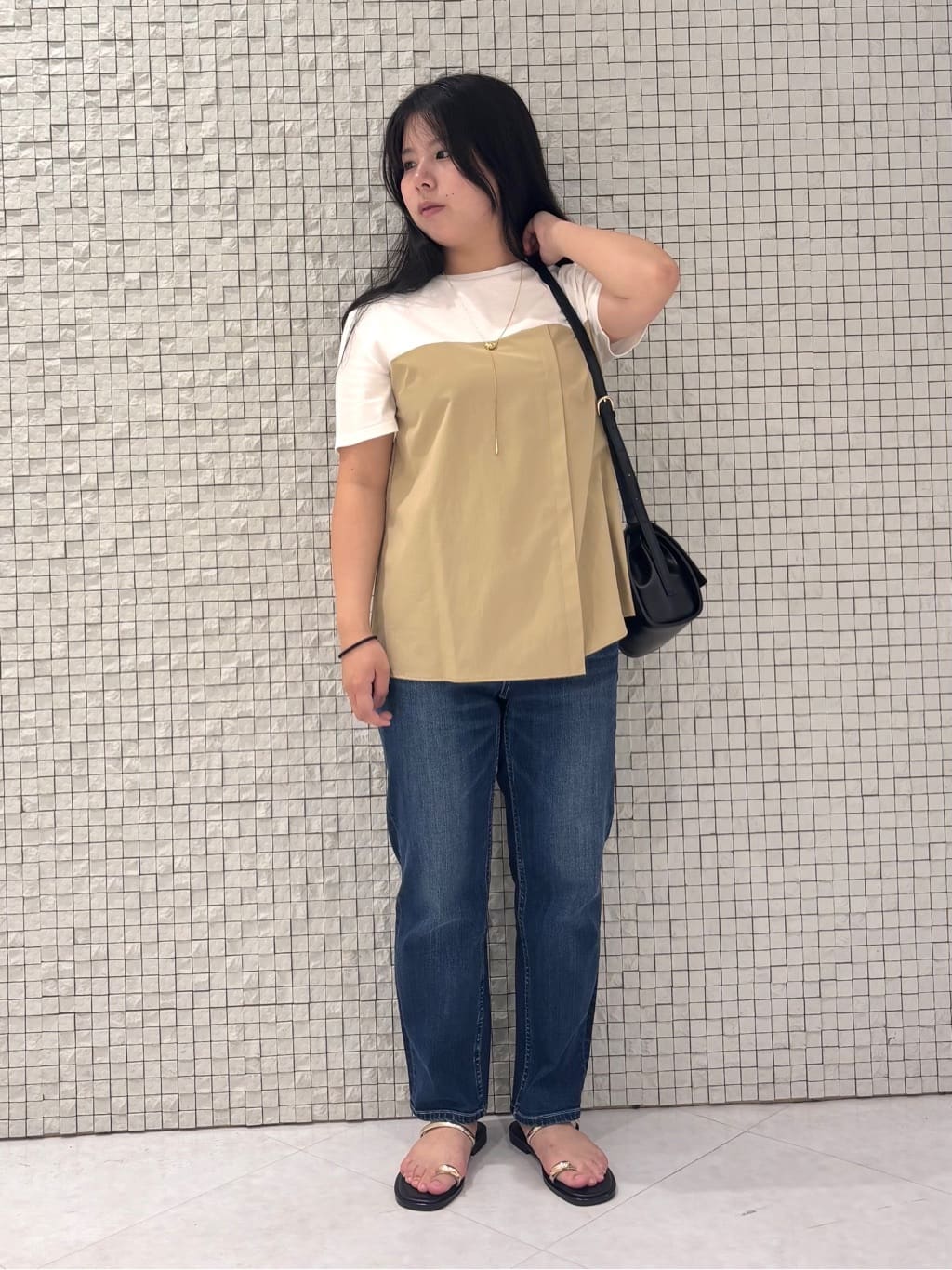 MEGUMIさんの「INDIVI｜【洗える】ビスチェレイヤード風トップス」を使ったコーディネート