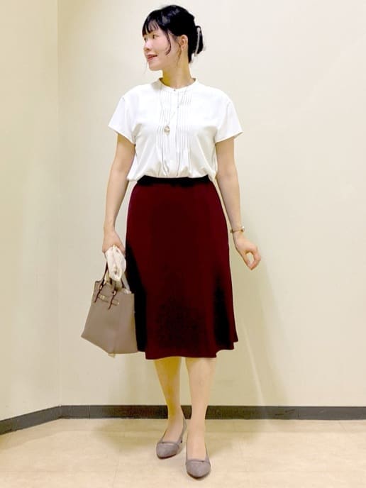  beni_gingerさんの「Reflect｜【インナーに◎／すっきり見え！長め丈】タックデティールブラウス」を使ったコーディネート