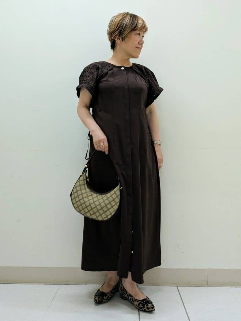 yoshiさんの「Reflect｜カットワークレーススリーブワンピース」を使ったコーディネート