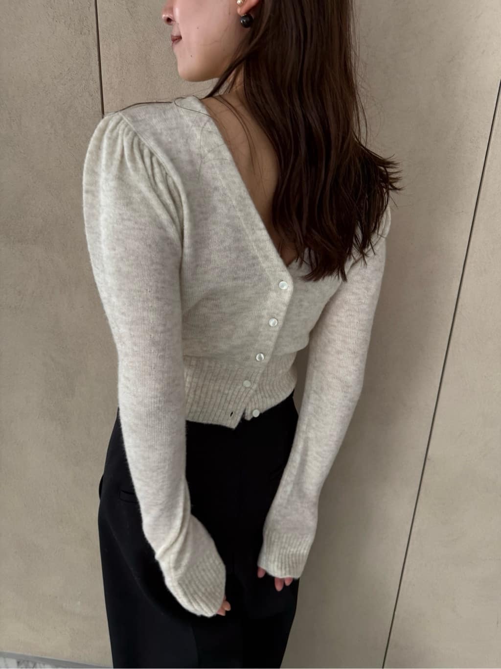 miyu maesakaさんの「CODE A｜M cloudy puff cardigan」を使ったコーディネート