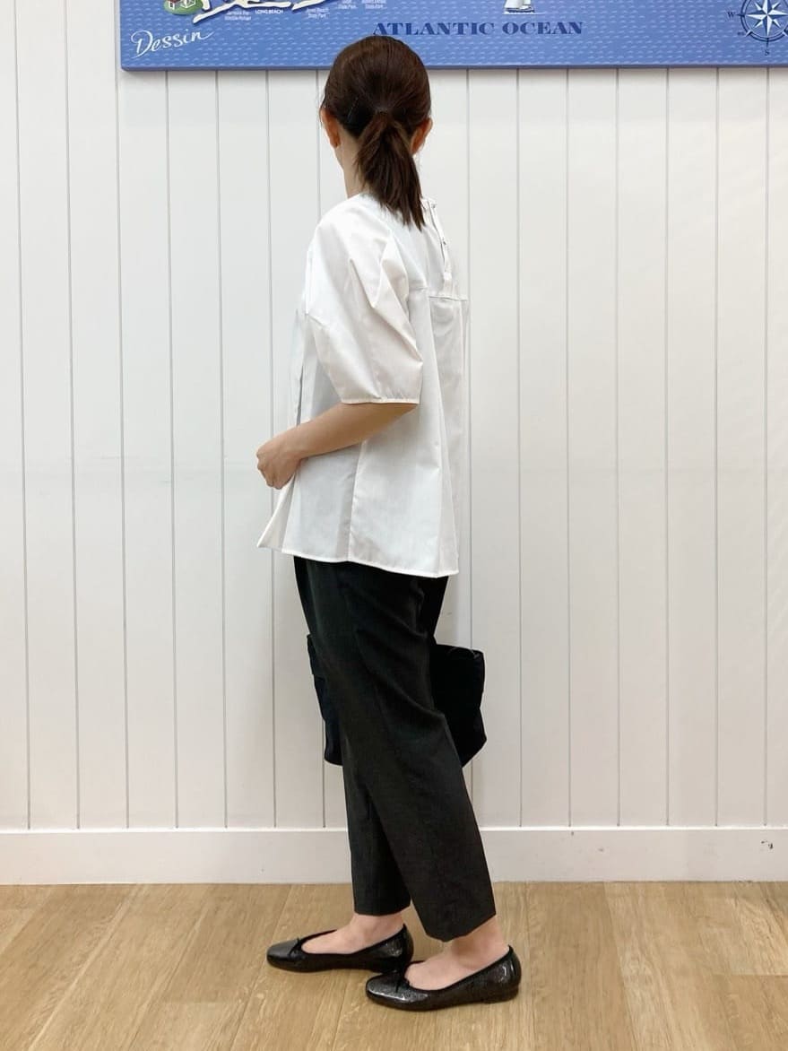 yoshiさんの「Dessin｜【洗える】タックデザインブラウス」を使ったコーディネート