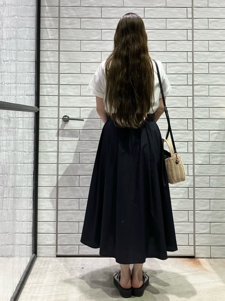 KAOさんの「OPAQUE.CLIP｜◆【2WAY】ラタンワンハンドルミニショルダーバッグ」を使ったコーディネート