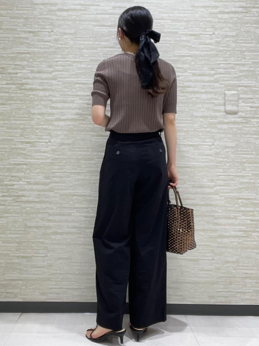 Kataさんの「UNTITLED｜メタリックメッシュトート」を使ったコーディネート