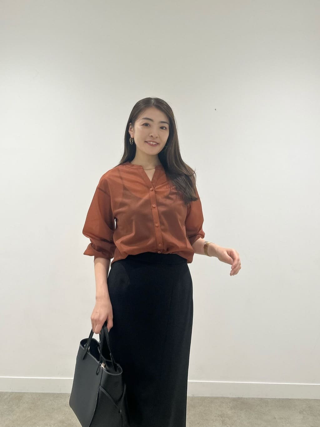 hayaseさんの「COUP DE CHANCE｜【手洗い可／日本製】きれいめデザインタイトスカート」を使ったコーディネート