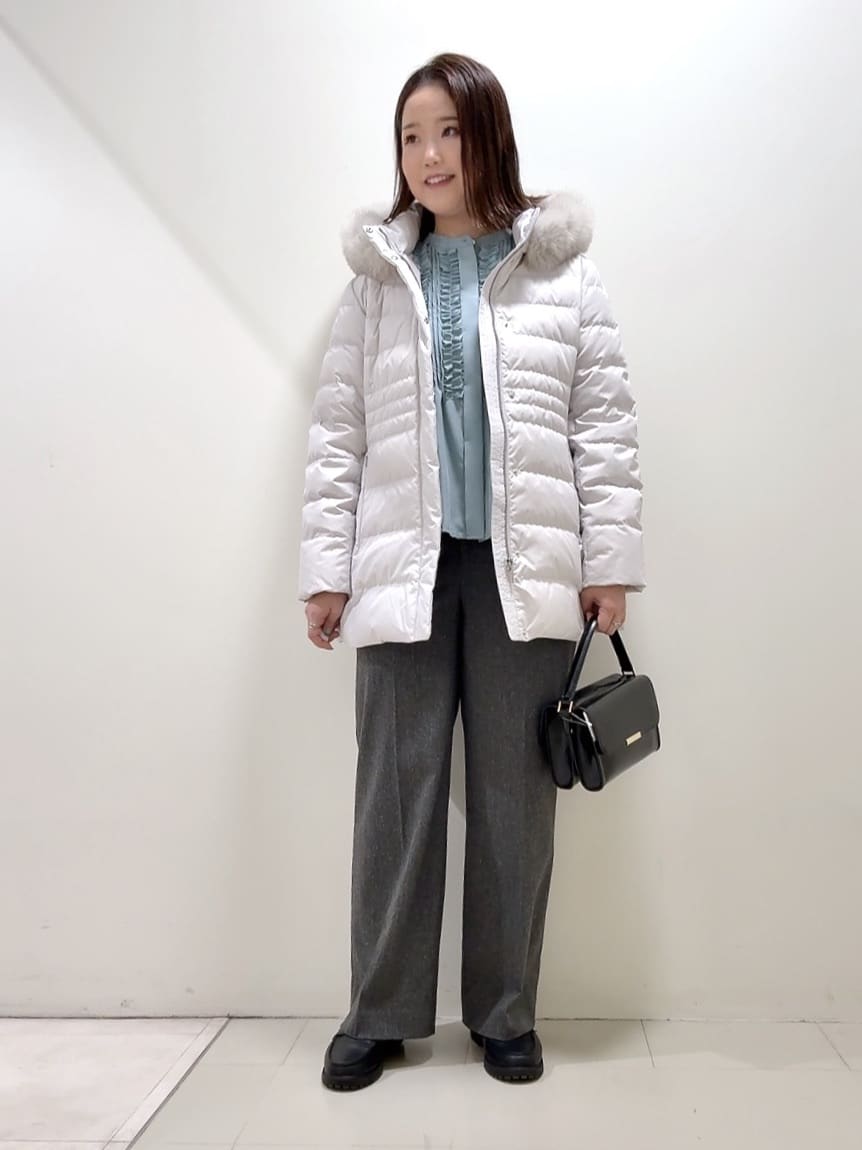 YUIさんの「UNTITLED｜【はっ水機能/フード取り外し可】ミディダウンコート」を使ったコーディネート