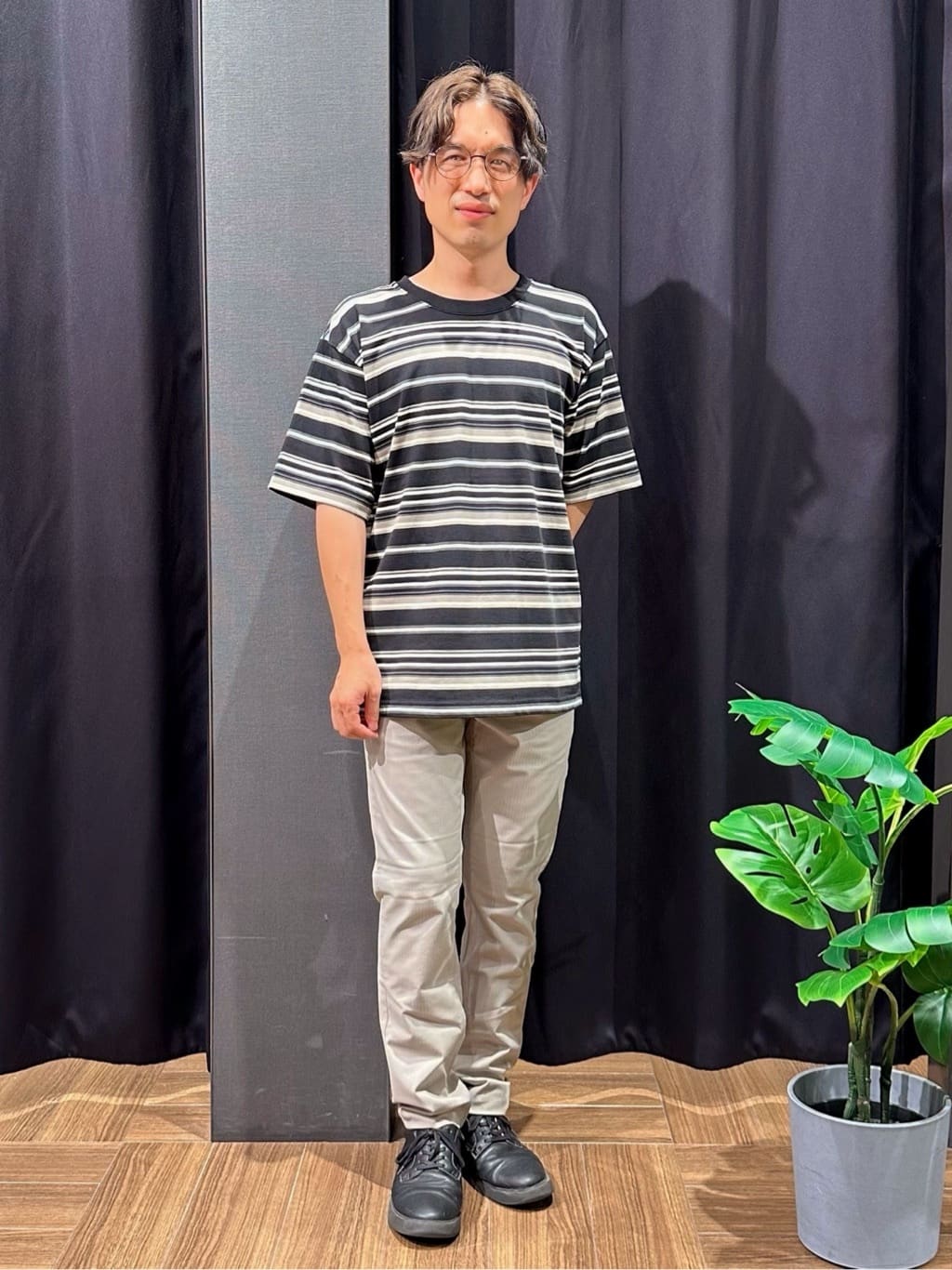 tomoyaさんの「THE SHOP TK｜【季節の変わり目に活躍】ニットカーディガン 選べる2デザイン(柄&無地)/洗濯機OK」を使ったコーディネート