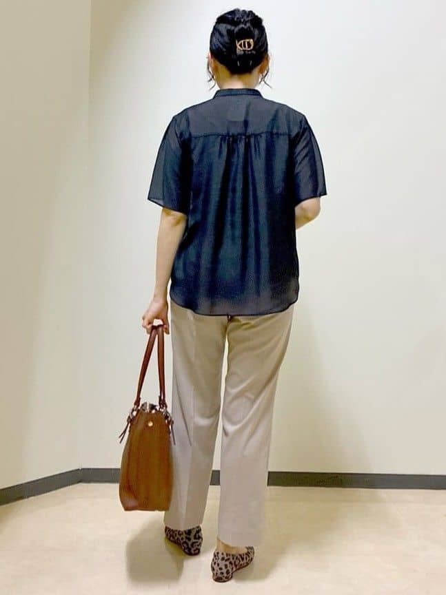  beni_gingerさんの「Reflect｜【選べる5色◎／マシンウォッシュ可】シャーリングデザインブラウス」を使ったコーディネート