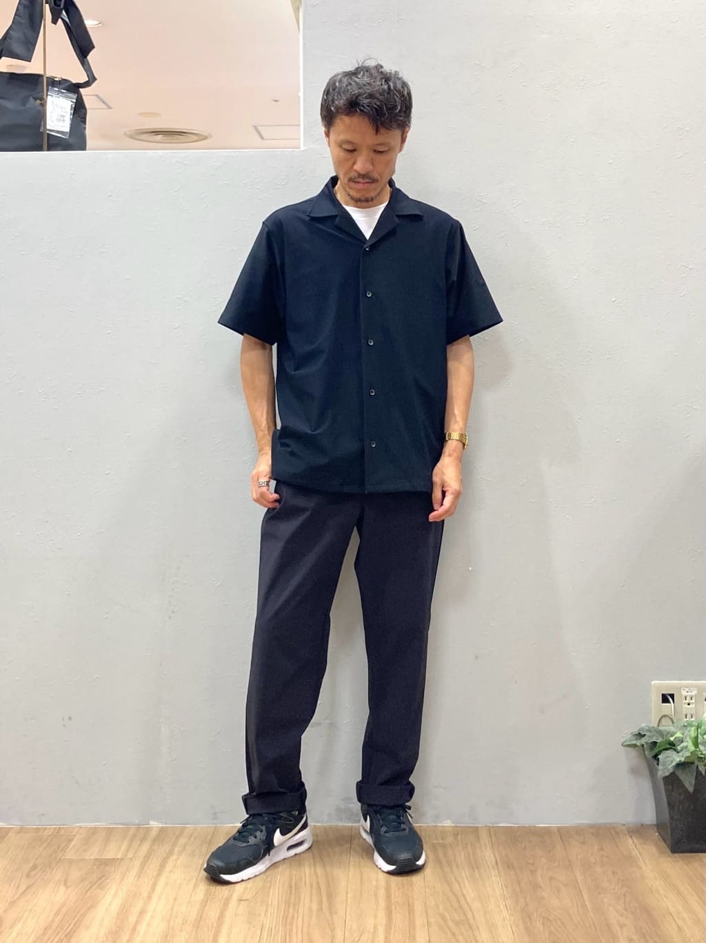 シュンさんの「TAKEO KIKUCHI｜【COOL CITY WEAR】エアートール オープンカラーシャツ /接触冷感・通気性」を使ったコーディネート