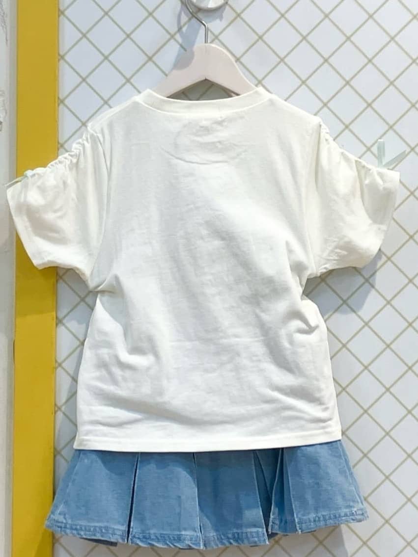蒼さんの「SHOO･LA･RUE｜◆【100-150cm】スノードームオーガンジーTシャツ」を使ったコーディネート