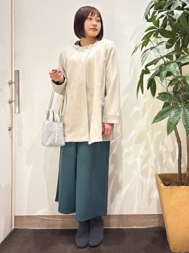 TOWAさんの「SHOO･LA･RUE｜【S-LL】上品さを纏う やわらかフェイクスエード ミドル丈ブルゾン」を使ったコーディネート