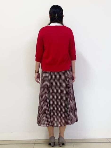 chisaさんの「Reflect｜【インナーに◎／すっきり見え！長め丈】タックデティールブラウス」を使ったコーディネート