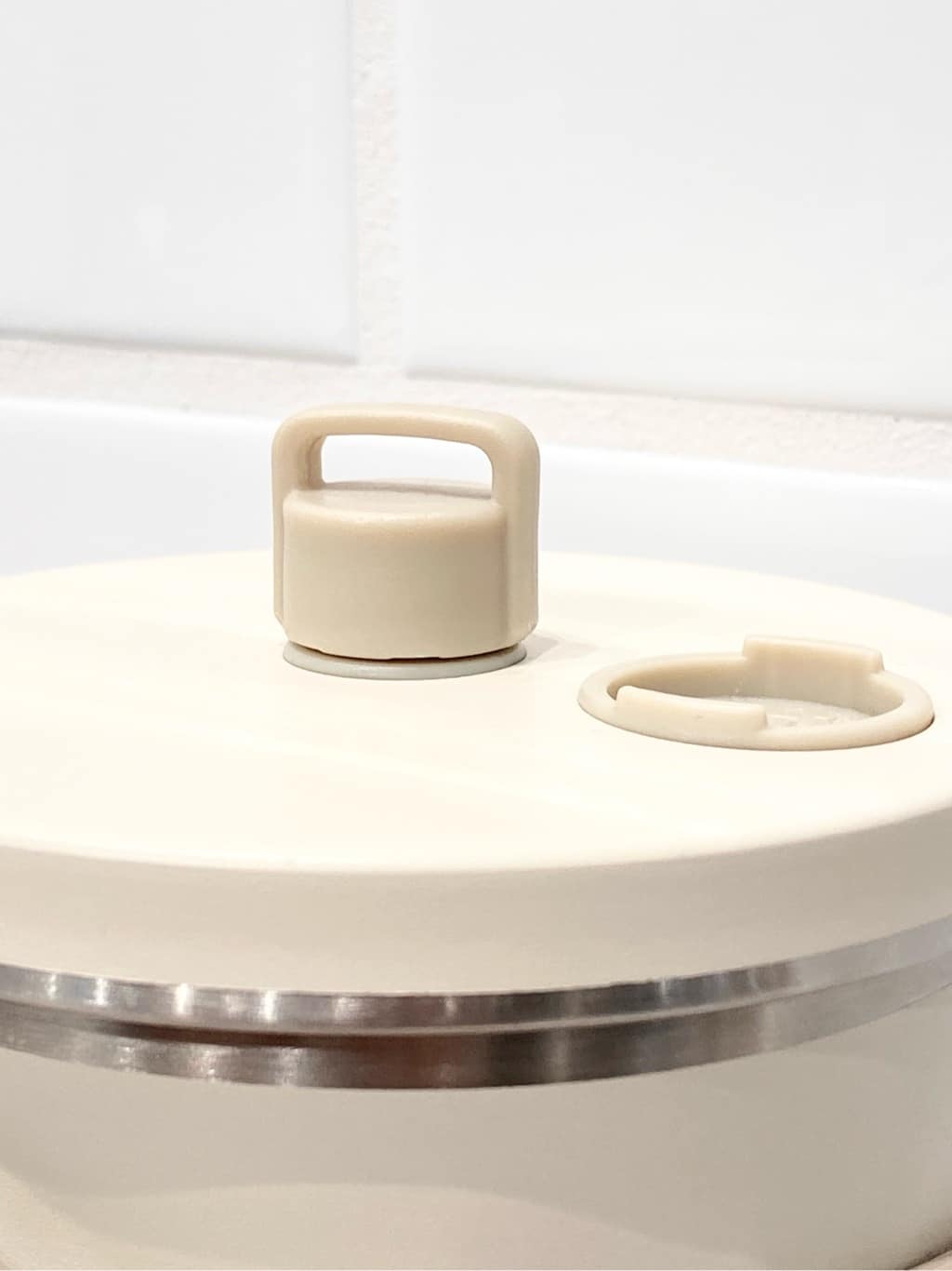 suzunoさんの「212 KITCHEN STORE｜ストロー付2wayタンブラー570ml アイボリー」を使ったコーディネート
