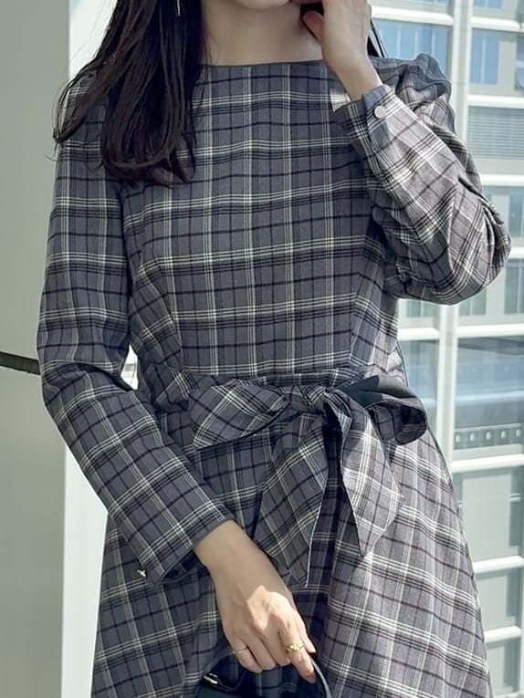 teiさんの「Couture brooch｜リボンデザイン2WAYバッグ」を使ったコーディネート