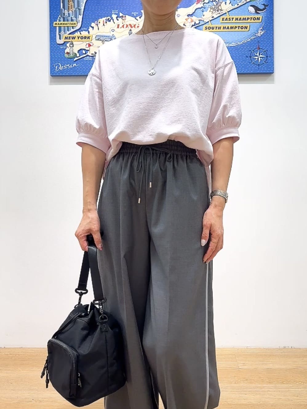 Yasucoさんの「Dessin｜【セットアップ可/ウエストゴム/洗える】サイドライン入りワイドパンツ」を使ったコーディネート