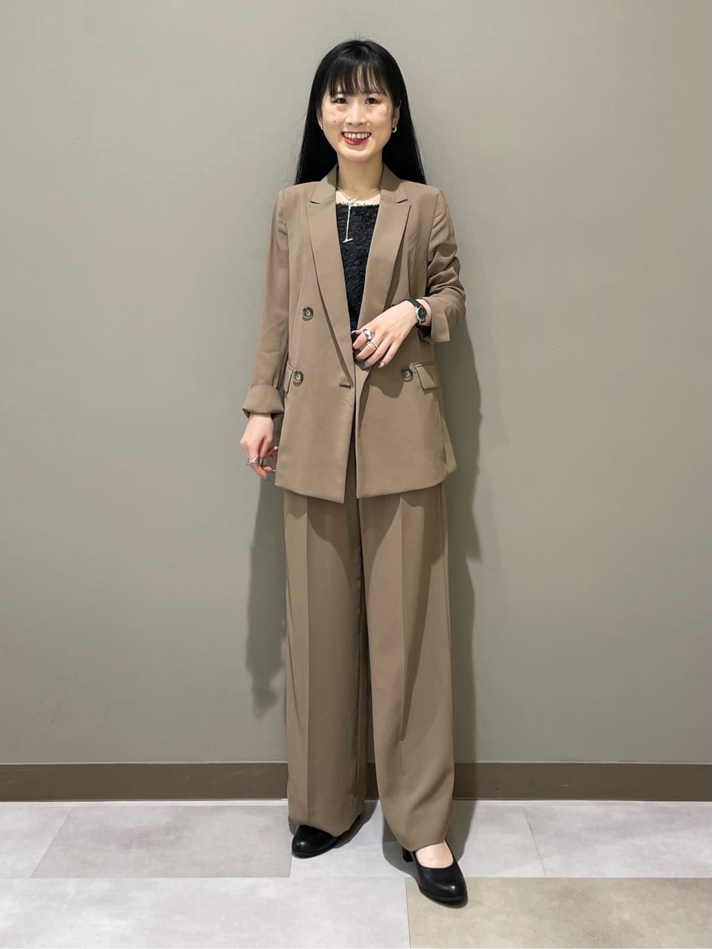 KEIKOさんの「INDIVI｜【軽く羽織れる！】ダブルジャケット」を使ったコーディネート