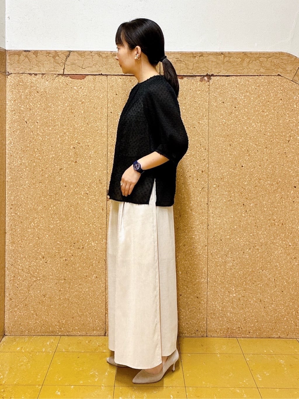 hattoriさんの「INDIVI｜【洗える／清涼感◎】ワイドフレアパンツ／スカーチョ」を使ったコーディネート