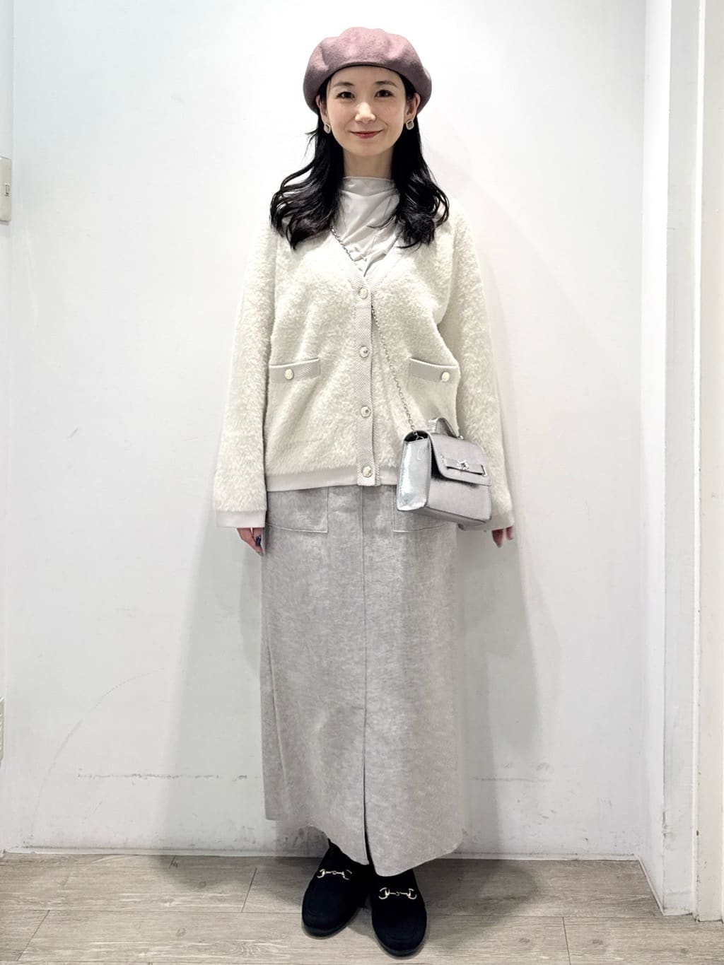 yuicciさんの「OPAQUE.CLIP｜シアーハイネックトップス【洗濯機OK】」を使ったコーディネート