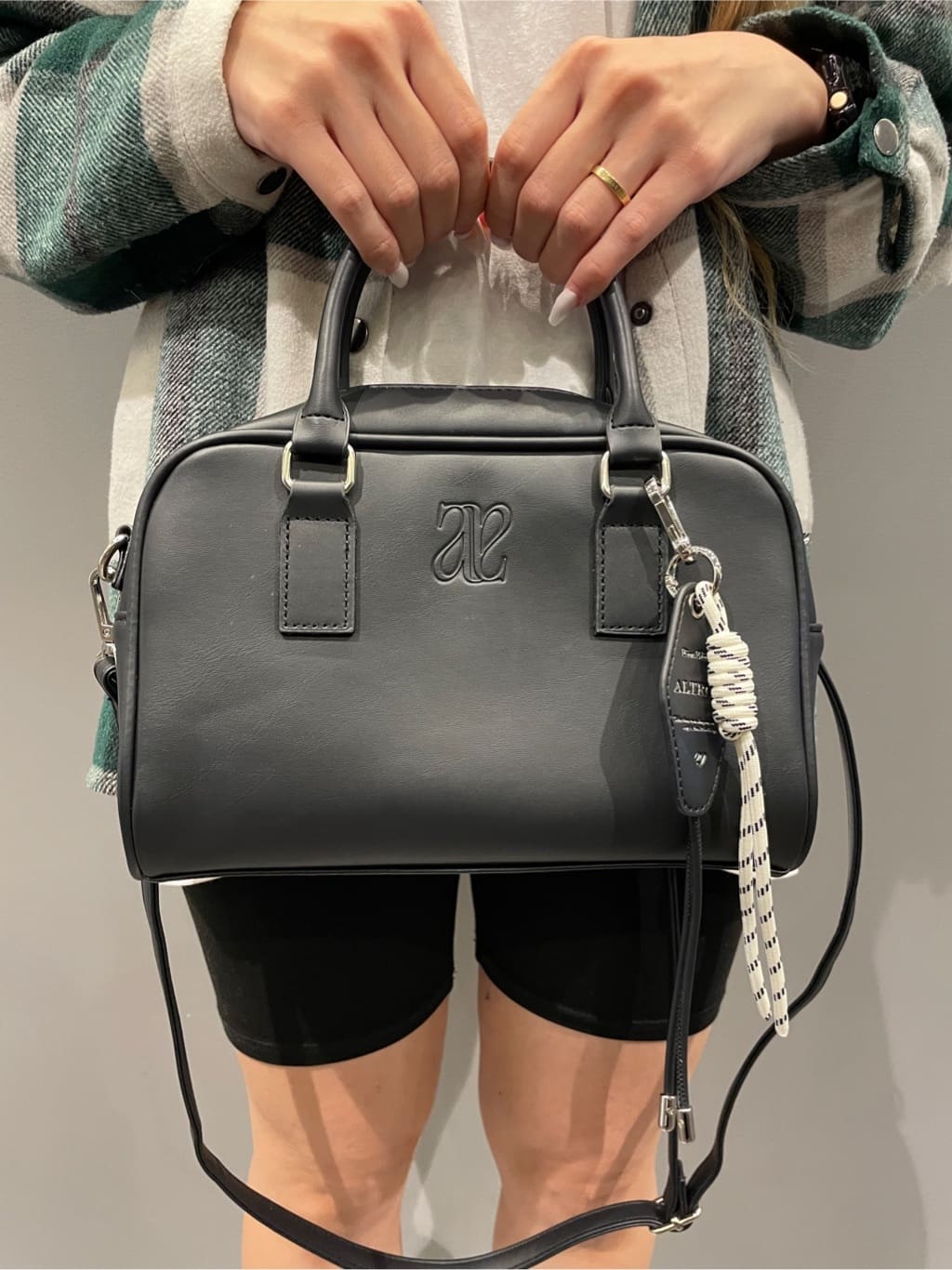 shizukaさんの「ESPERANZA｜厚底キラキラインヒールスニーカー」を使ったコーディネート