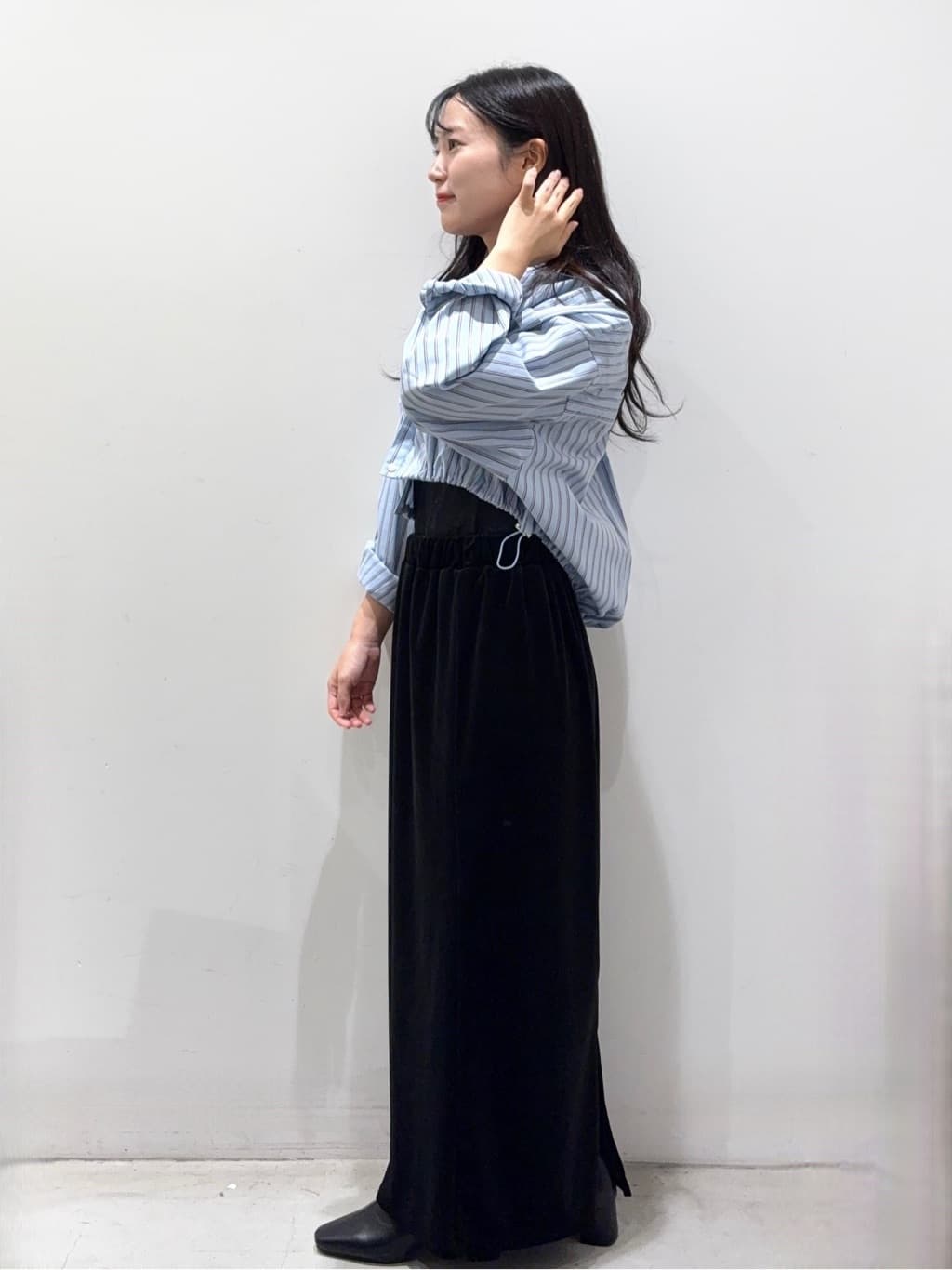 きみさんの「OPAQUE.CLIP｜ドロストヘムショートシャツ【洗濯機OK】」を使ったコーディネート