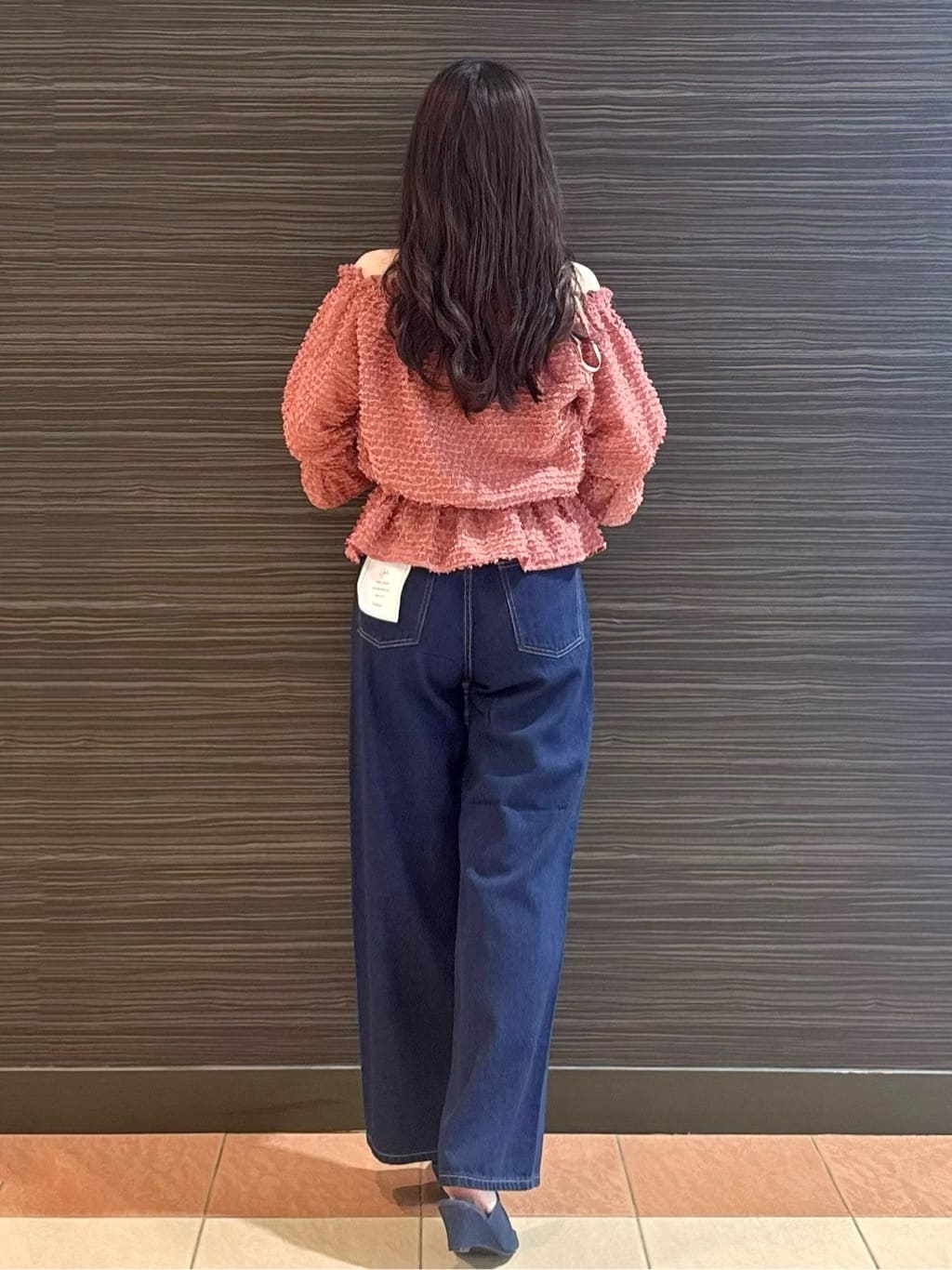 ぞうげさんの「OPAQUE.CLIP｜2WAY カットジャカードブラウス【洗濯機洗い可／防シワ】」を使ったコーディネート