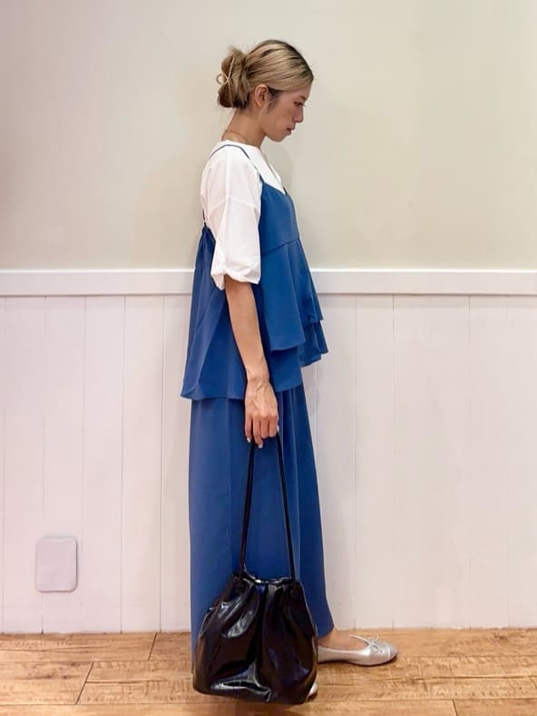 みりのさんの「SHOO･LA･RUE｜【S-LL/セットアップ可/ひんやり】女性らしさ溢れる ティアードキャミソール」を使ったコーディネート