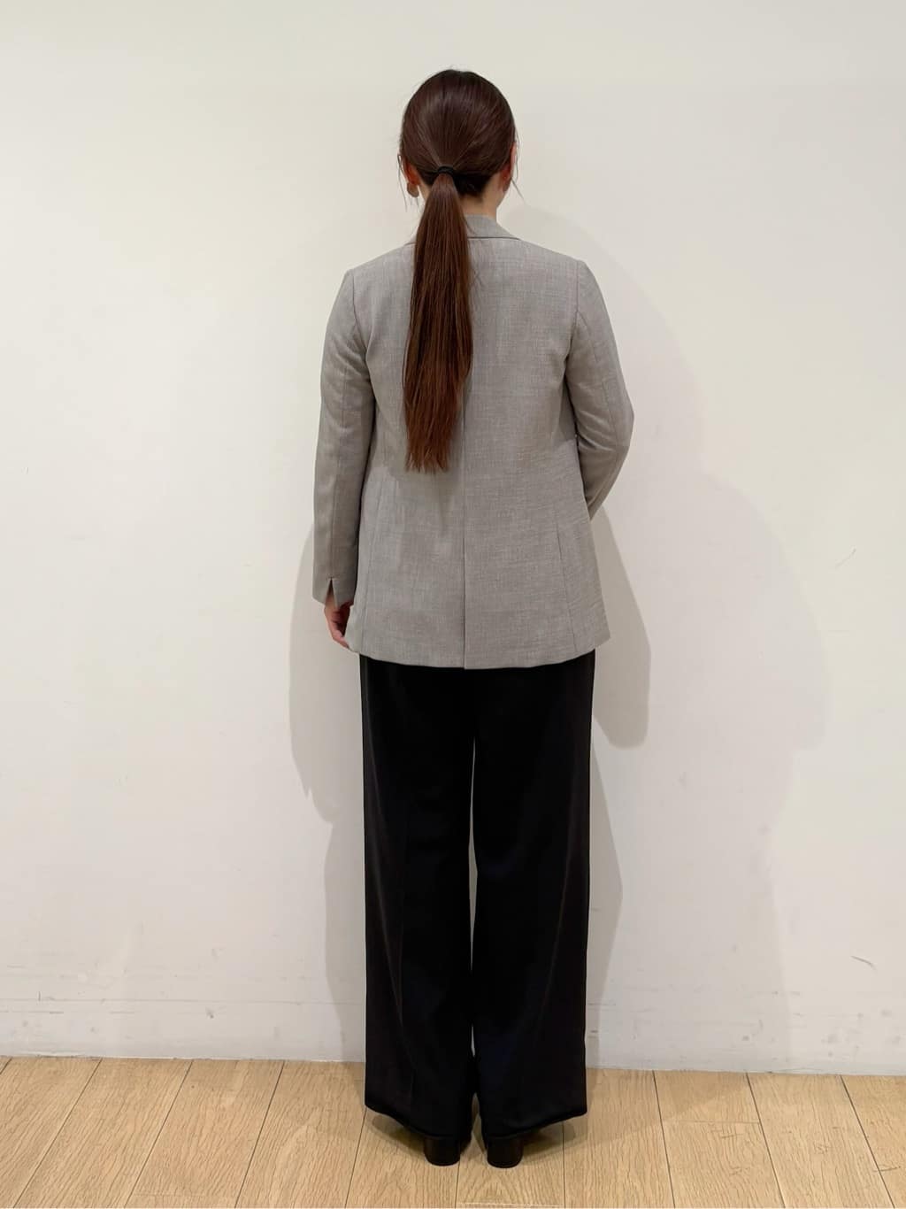 maiさんの「INDIVI｜【着心地◎！】タックワイドパンツ」を使ったコーディネート