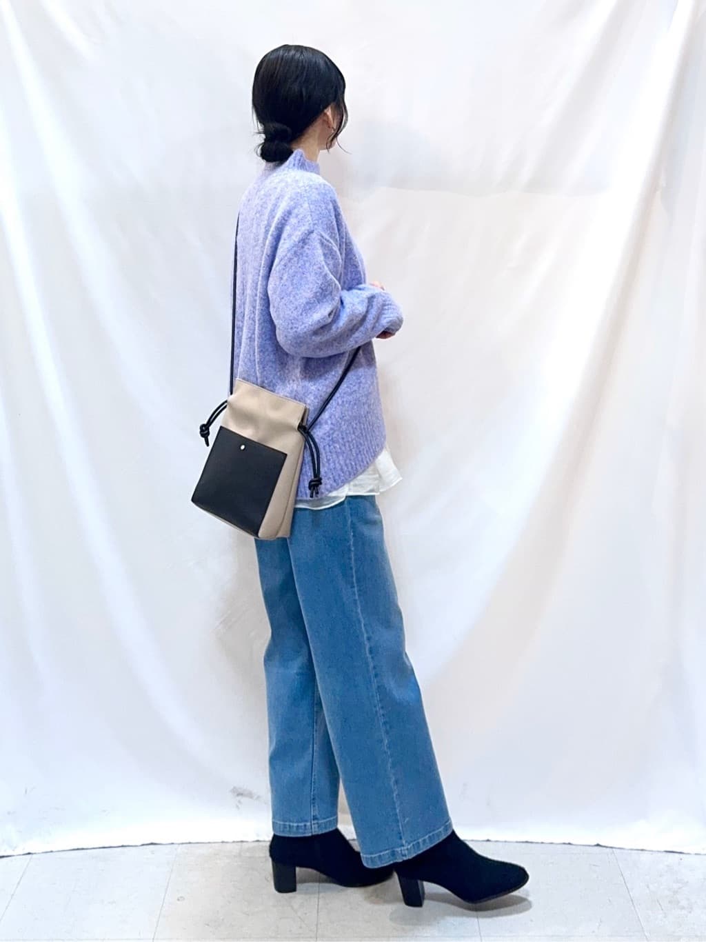 𝐇𝐢𝐫𝐨𝐦𝐢さんの「SHOO･LA･RUE｜【洗濯機可/撥水】フェイクファーフード ロングダウン」を使ったコーディネート