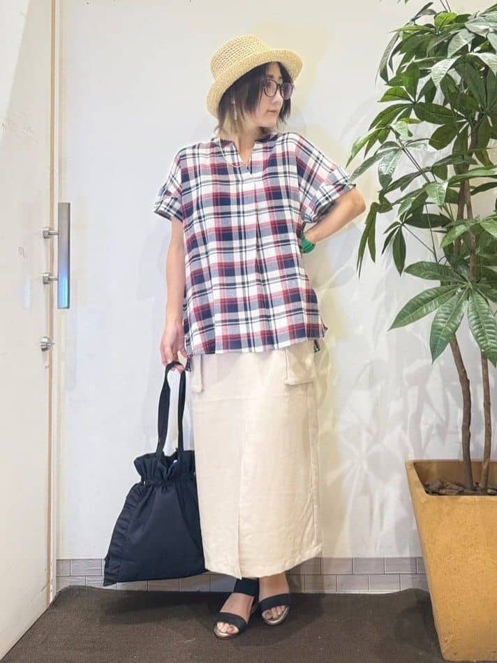 misakiさんの「SHOO･LA･RUE｜【S-LL】きれいに体型カバー さらシャリコットン スキッパーシャツ」を使ったコーディネート