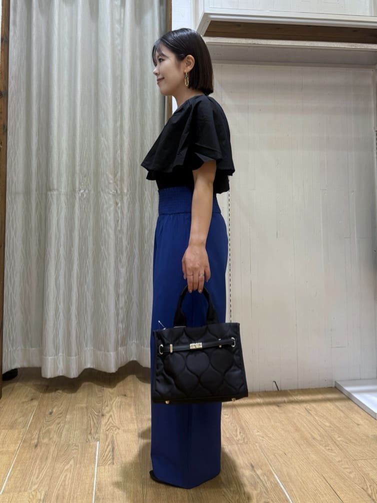 chさんの「THE SHOP TK｜アシメケープ風プルオーバー【接触冷感/洗濯機OK】」を使ったコーディネート