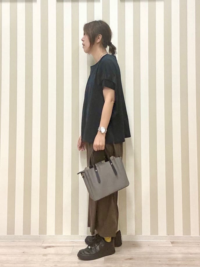 pieceさんの「SHOO･LA･RUE｜【ひんやり/UV】キレイもすっきりも叶える マリン風ガウチョパンツ」を使ったコーディネート