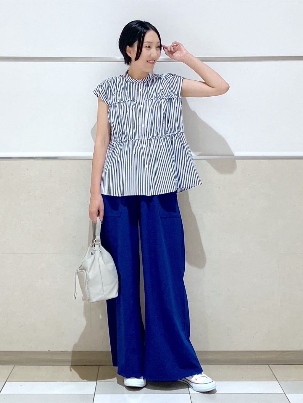 eriko さんの「Dessin｜【洗える】ストライプ柄ギャザーブラウス」を使ったコーディネート