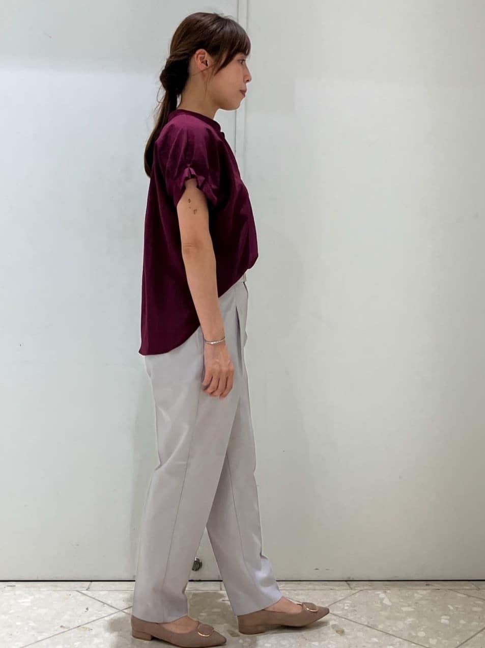  Maruさんの「OPAQUE.CLIP｜《7色展開／XS-LLサイズ》タックスリーブスキッパーブラウス【洗濯機洗い可／吸水速乾／抗ピル／防シ」を使ったコーディネート