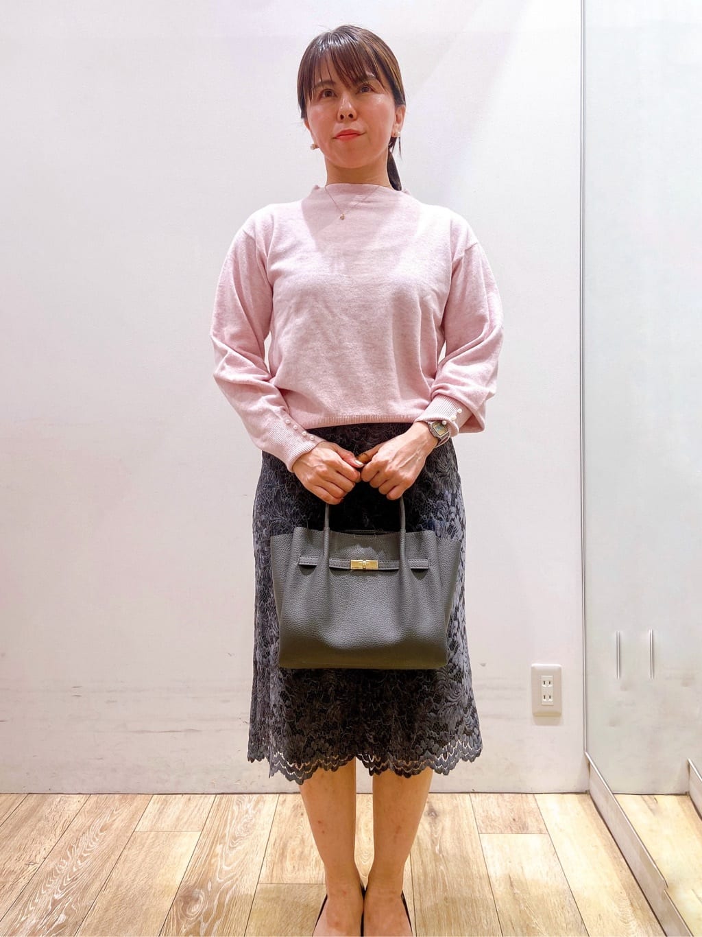 YUKOさんの「index｜ふんわりボトルネックパフスリーブニット【洗濯機OK】」を使ったコーディネート