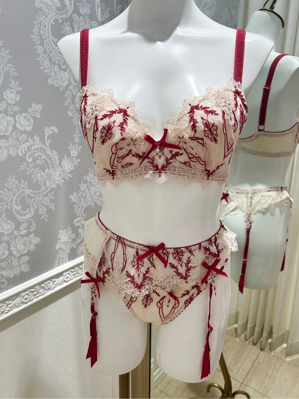 hachiさんの「Risa Magli｜【ジュエリー】 ブラジャー （B-C） ＜S Make Type＞」を使ったコーディネート