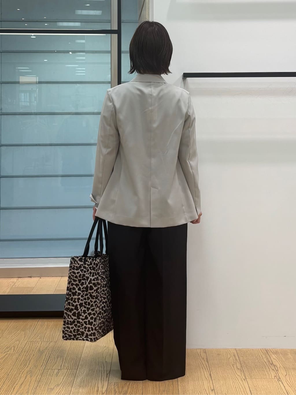 asamiさんの「INDIVI｜【セットアップ可能】ビスチェレイヤード風トップス」を使ったコーディネート