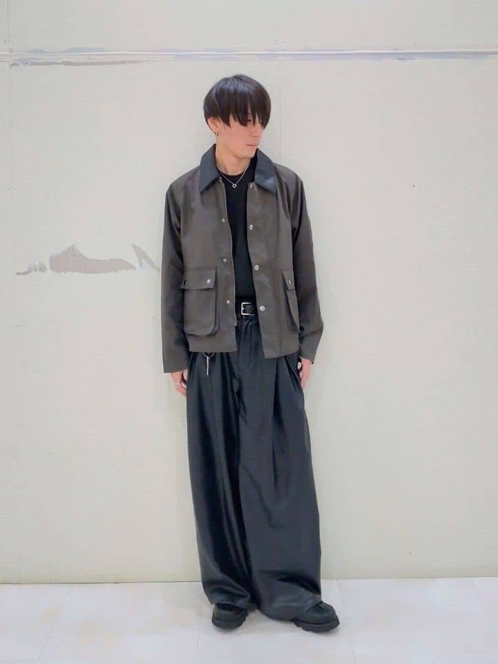 KENさんの「tk.TAKEO KIKUCHI｜グランパバギースラックス」を使ったコーディネート