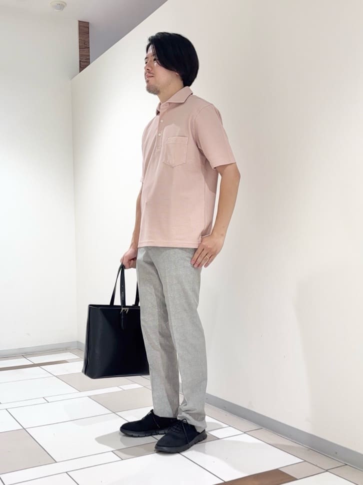 及川さんの「TAKEO KIKUCHI｜【抗菌防臭／9色5サイズ展開】ハニカムメランジ ポロシャツ」を使ったコーディネート