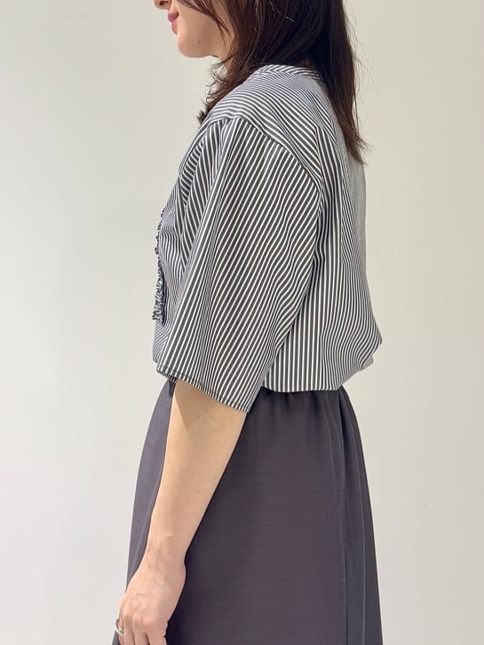 そんさんの「INDIVI｜【洗える】胸元タックフリルブラウス」を使ったコーディネート