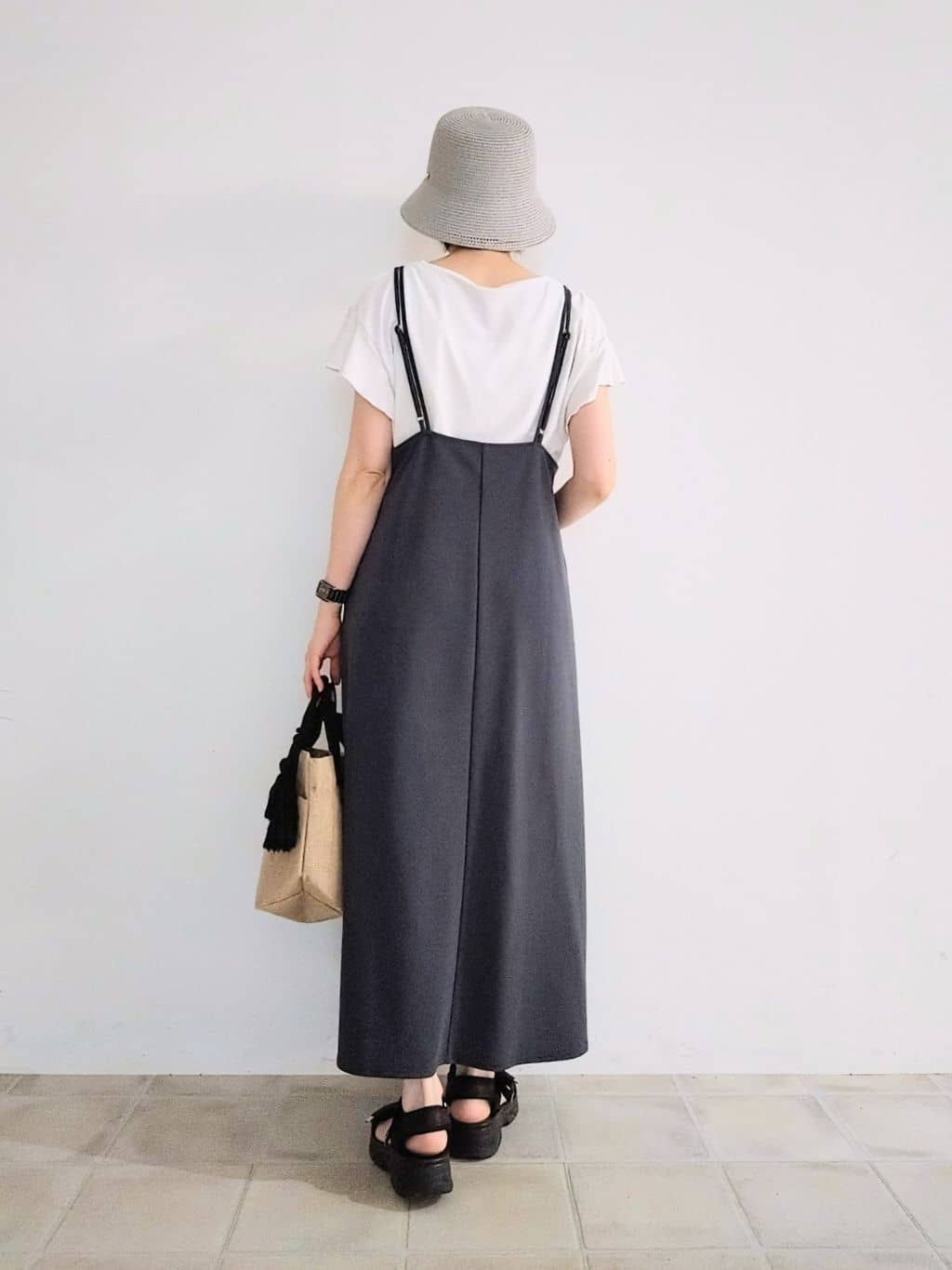 miomioさんの「SHOO･LA･RUE｜【UV/さらさらタッチ】女性らしさ漂う 5分袖ボレロカーディガン」を使ったコーディネート
