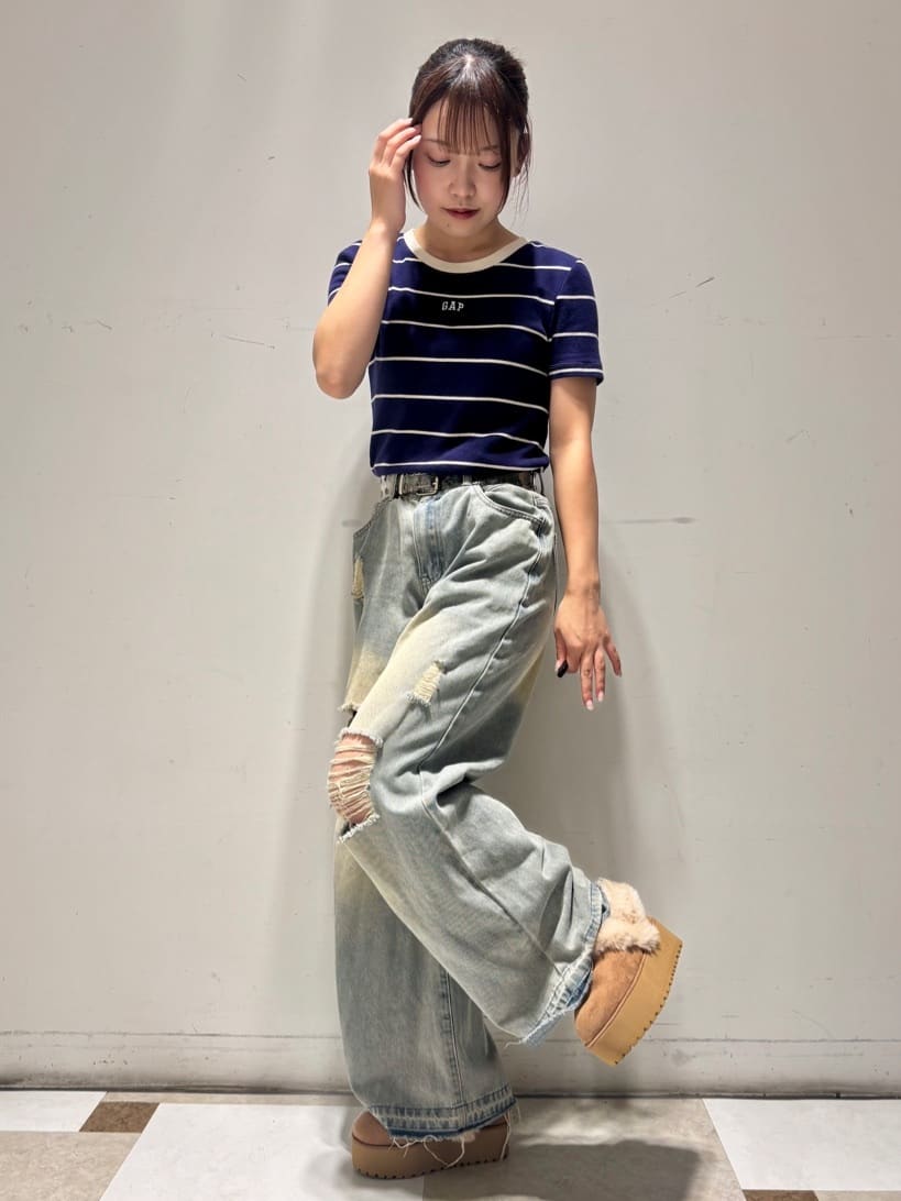 せらら⭐️さんの「ESPERANZA｜厚底2WAYフェイクムートンサボ」を使ったコーディネート
