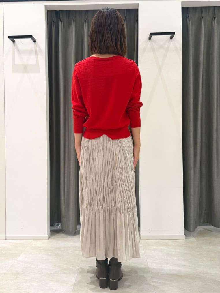 RIOさんの「UNTITLED｜【アンサンブル可/洗える】シルクウールカシミヤ ドルマンスリーブニット」を使ったコーディネート