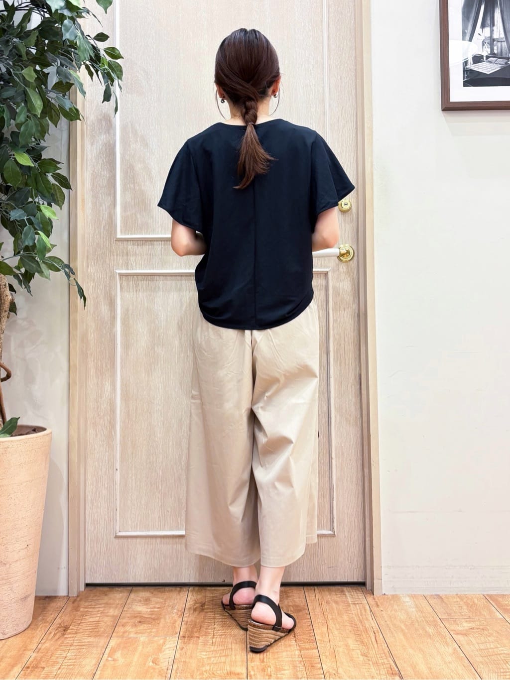 なみさんの「SHOO･LA･RUE｜【ひんやり/UV】キレイもすっきりも叶える マリン風ガウチョパンツ」を使ったコーディネート