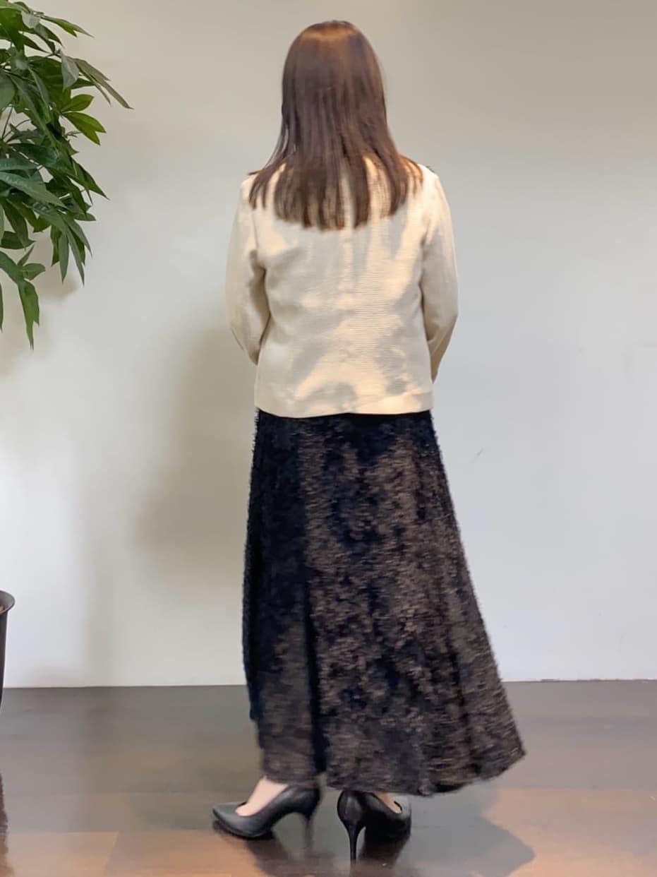 tomoさんの「UNTITLED｜シャイニービーズネックレス」を使ったコーディネート