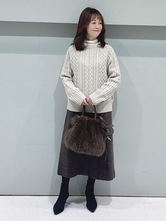 makiさんの「UNTITLED｜【日本製／通勤／フォーマル】カシミヤ混ノーカラーコート」を使ったコーディネート