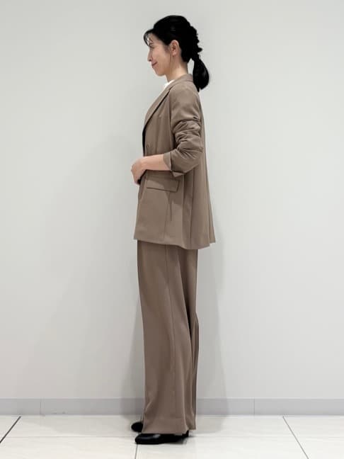 kayoさんの「INDIVI｜【軽く羽織れる！】ダブルジャケット」を使ったコーディネート